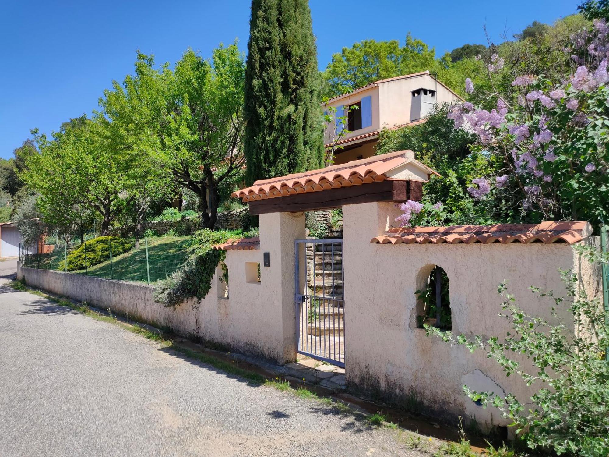 فيلا Roussillon Roussillon en Isere المظهر الخارجي الصورة